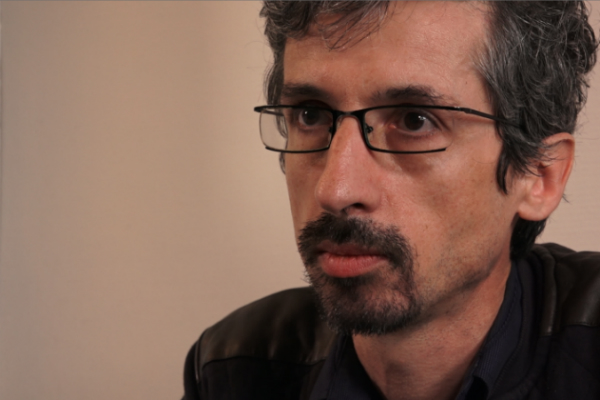Jean-Marc Manach est journaliste d'investigation. Capture d'écran de l'interview. 