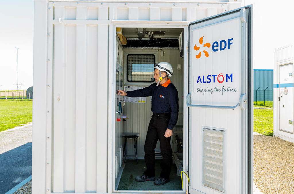 Générateur mobile EDF/Alstom aux Renardières (Seine-et-Marne). ©M.Caraveo/EDF