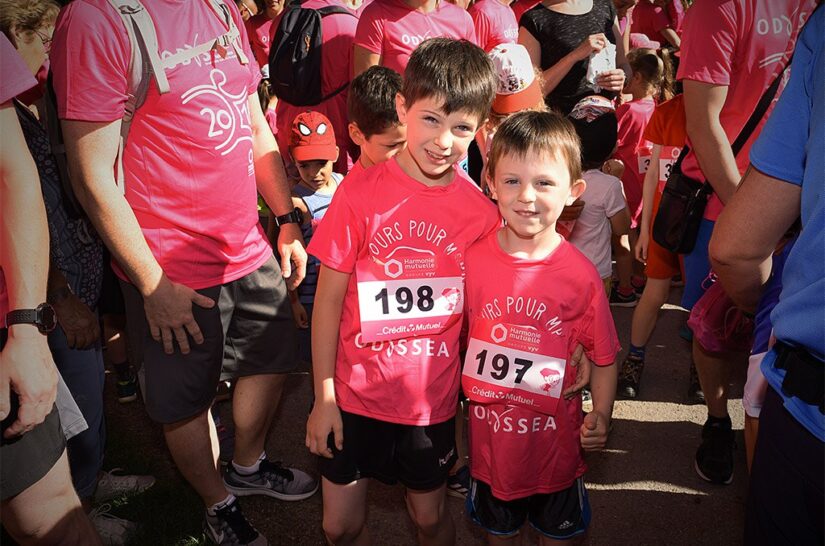 Cancer du sein : ils et elles ont couru avec la CMCAS Bourgogne | Journal des Activités Sociales de l'énergie | 51883 Course Odyssea Parc de la Colombiere. Dijon Le 3 juin 2018