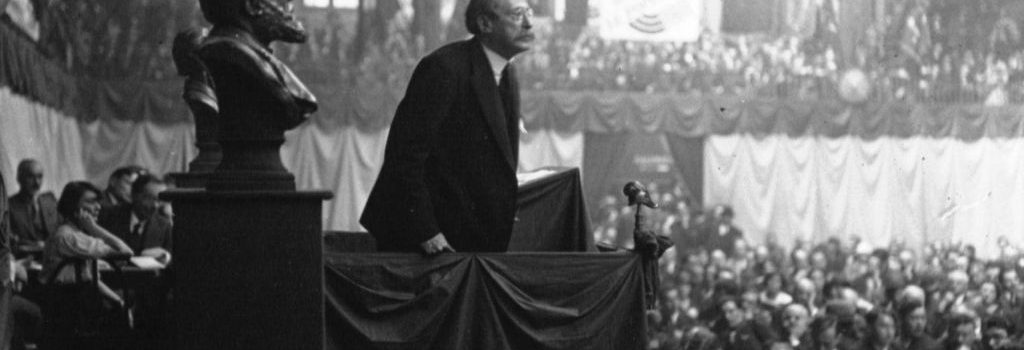 Discours_de_Léon_Blum_au_Congrès_socialiste_1932-1024x350