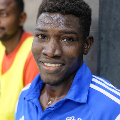 Un week-end solidaire avec les migrants de Saint-Brevin | Journal des Activités Sociales de l'énergie | 65256 Futsal Migrants Agents a Nantes