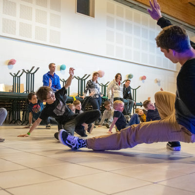 Soyez sport : ce fils d'agent fait danser toutes les générations | Journal des Activités Sociales de l'énergie | 74022 Les jeunes et les enfants dabord a Baume les Dames