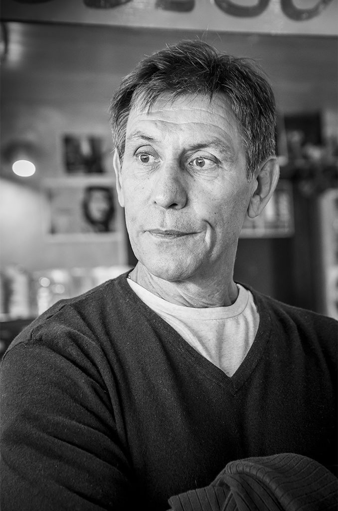 De la mine à EDF-GDF, histoires de reconversion | Journal des Activités Sociales de l'énergie | 84533 Rassemblement danciens mineurs devenus agents EDF