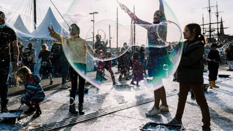 [En images] La BD, reine d’un week-end à Saint-Malo | Journal des Activités Sociales de l'énergie | 111365 40 ans de Quai des Bulles a Saint Malo 2021 1
