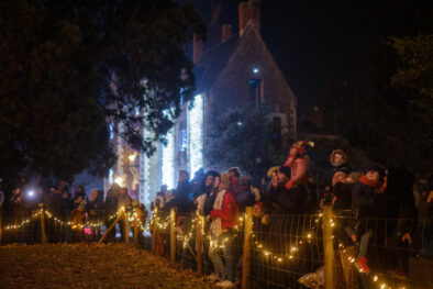 Près de Nantes, un beau Village de Noël intergénérationnel | Journal des Activités Sociales de l'énergie | Pres de Nantes le Village de Noel intergenerationnel reunit 5000 personnes.Pres de Nantes le Village de Noel intergenerationnel reunit 5000 personnes. 12