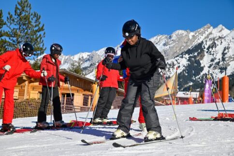 Des vacances au ski pour 20 jeunes Martiniquais | Journal des Activités Sociales de l'énergie | 130452 colo ski martinique 2023