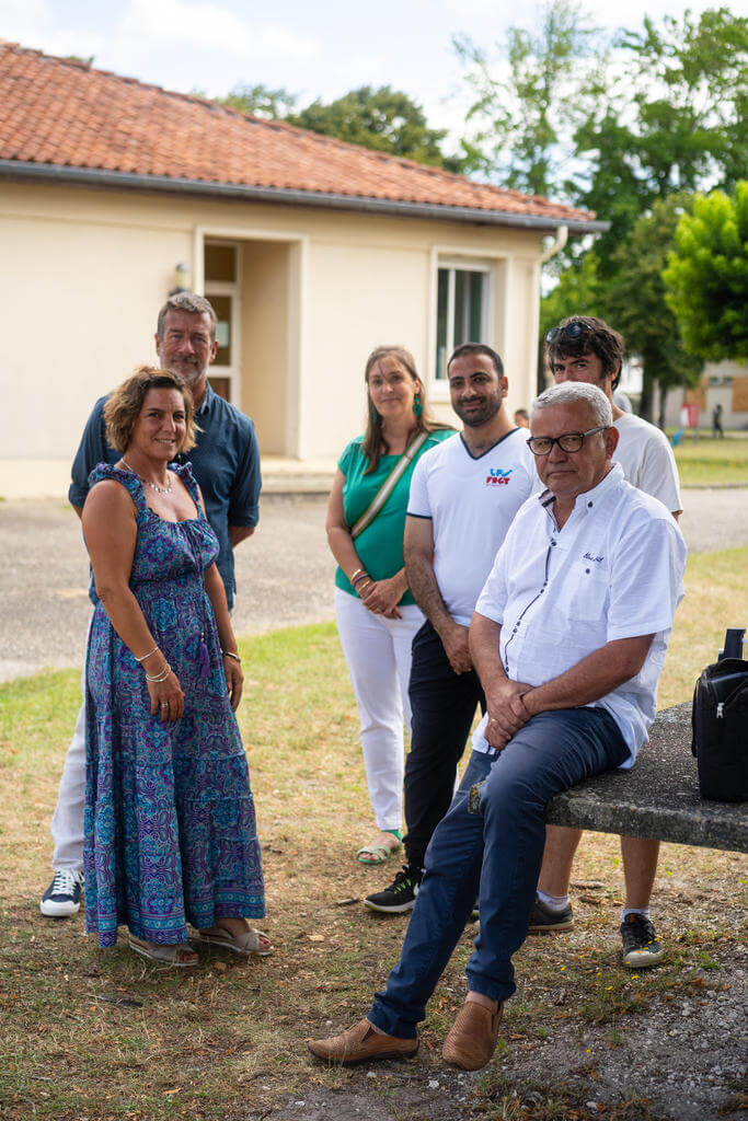 Elus et professionnels des Activités Sociales, dont Claude Pommery, président de la CCAS, Audrey Fornies, présidente de la CMCAS Gironde et Rémy Soler, trésorier de la CMCAS Agen. Accueil d'enfants sahraouis et palestiniens à la colo d'Andernos-les-Bains, juillet 2023, CCAS.