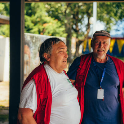 Bénévoles inactifs au Festival d'Énergie de Soulac (Gironde), mai 2023.