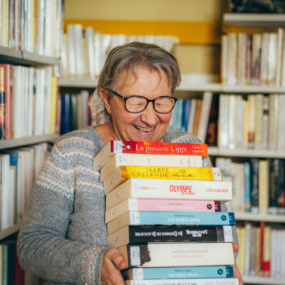 Marie-Claude Semper, permanence à la bibliothèque de la CMCAS Agen, février 2024.